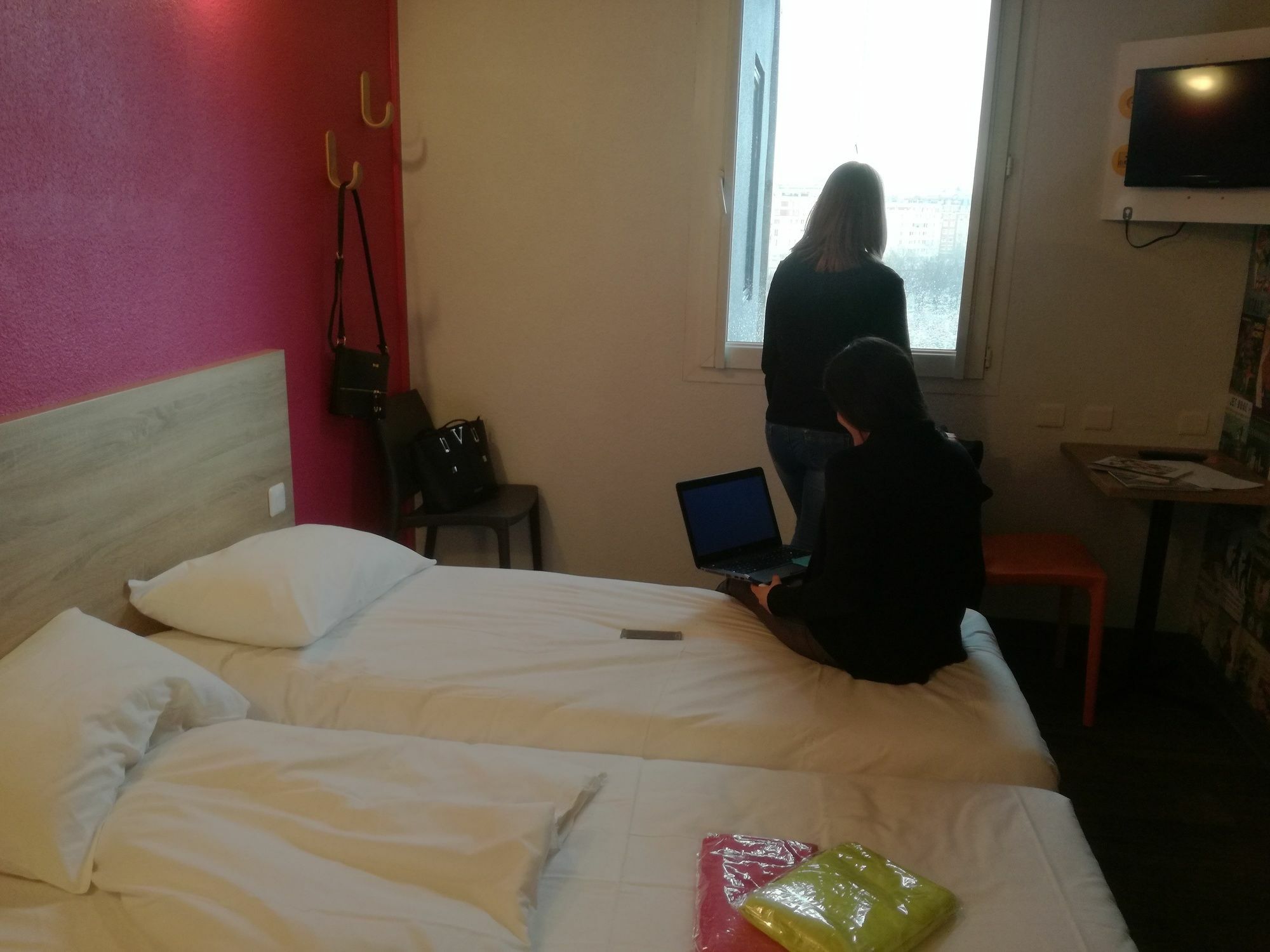 Hotelf1 Paris Porte De Chatillon Екстериор снимка